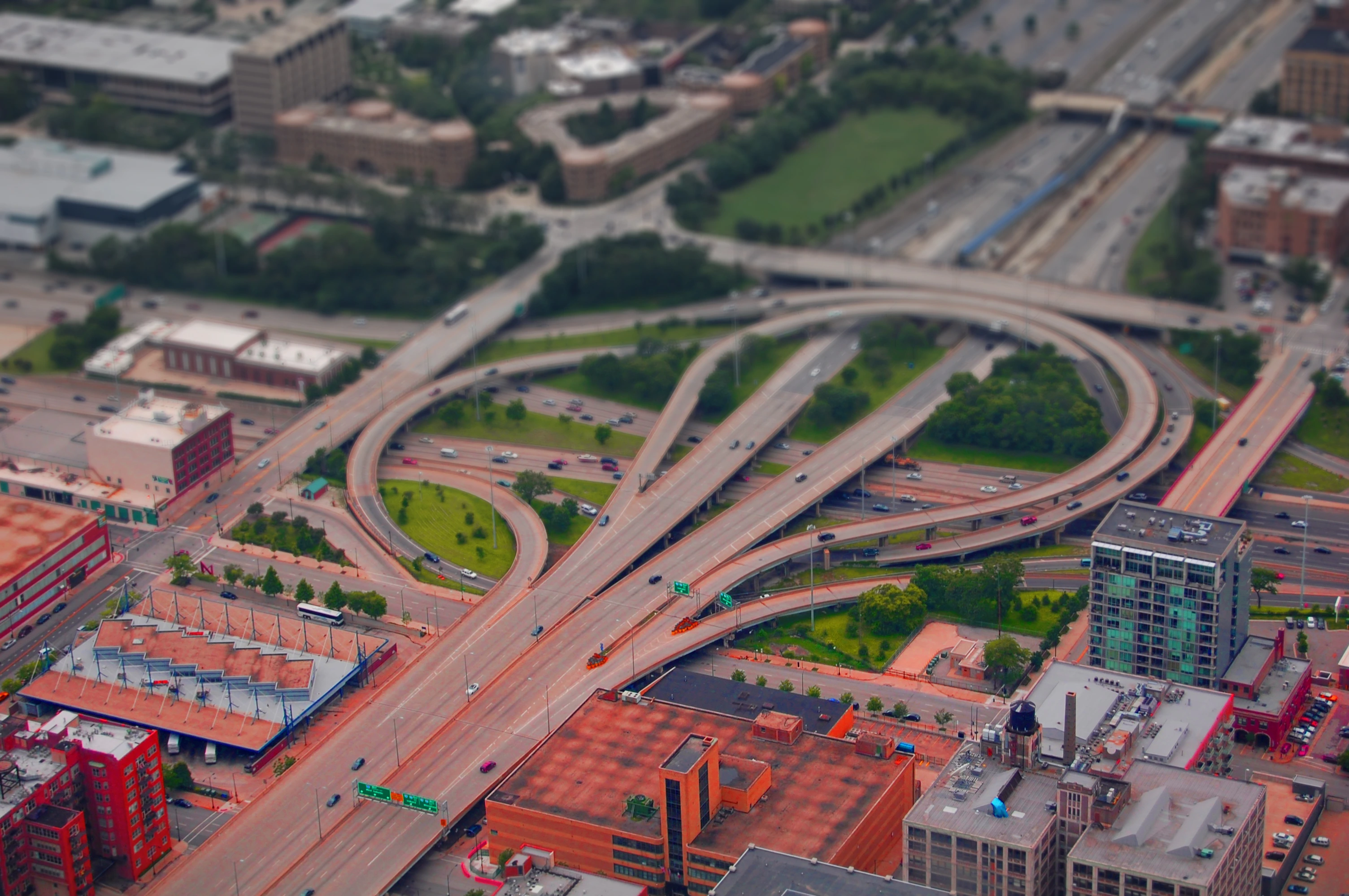 Clickable thumbnail of photo showing a freeway.